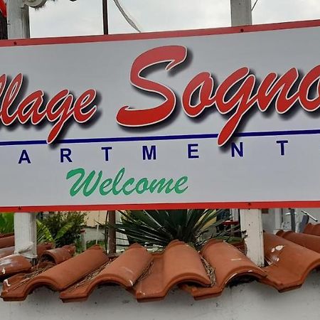 Sogno Vacanze Apartment Massa  Bagian luar foto
