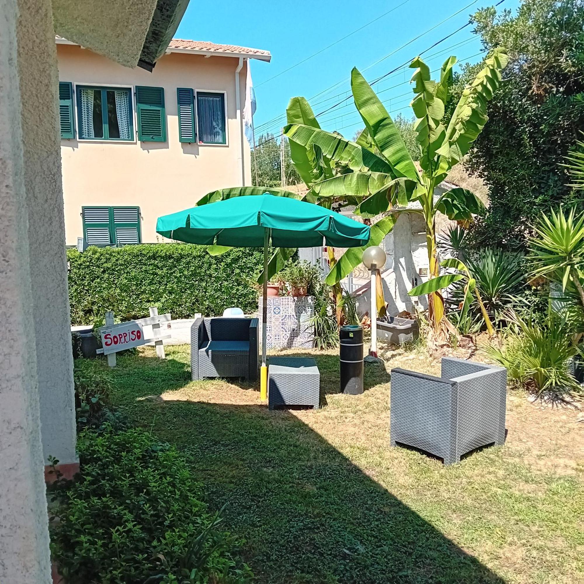 Sogno Vacanze Apartment Massa  Bagian luar foto