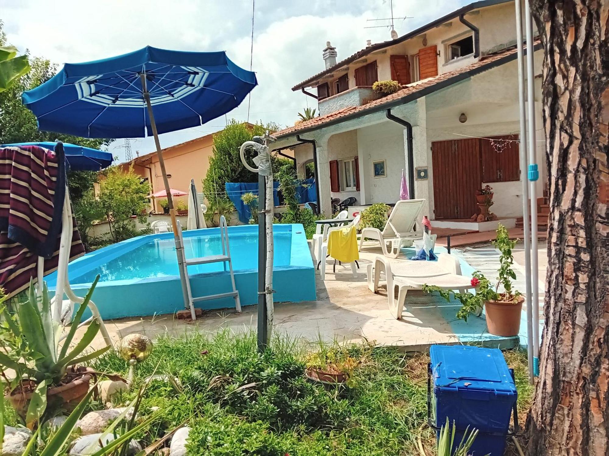 Sogno Vacanze Apartment Massa  Bagian luar foto