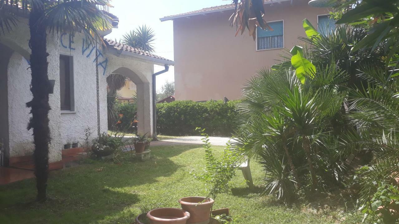 Sogno Vacanze Apartment Massa  Bagian luar foto
